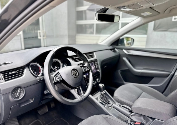 Skoda Octavia cena 69900 przebieg: 164800, rok produkcji 2019 z Tuchów małe 352